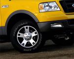 Ford F-150 FX4 2004 года